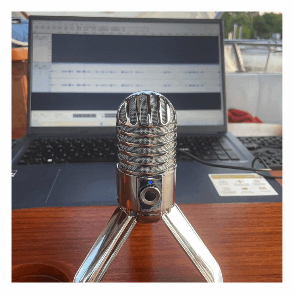 Podcast aufnehmen im Boot-Office